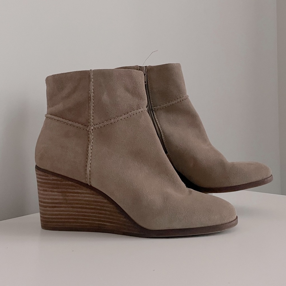 Taupe Wedge Bootie | 9 | Lucky Brand
